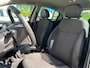 Opel Corsa 1.4-16V BlitZ Airco | All-seasonbanden | Cruise Control | LMV 16" | Stoelverwarming | Stuurverwarming |