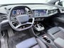 Audi Q4 e-tron 45 S-line 82 kWh | Pano Dak | Camera | ACC | Stoelverwarming | Elek. Stoelen | Elek. Achterklep | Sportstoelen | 20'' |