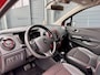 Renault Captur 1.2 TCe 120pk Helly Hansen | AUTOMAAT | Camera | RIJKLAAR & NIEUWE KETTING | Cruise |