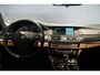 BMW 5-Serie Touring 520i *MOTOR DEFECT* + LEDER / STOELVERWARMING / ENTERTAINMENT