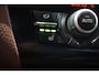 BMW 5-Serie Touring 520i *MOTOR DEFECT* + LEDER / STOELVERWARMING / ENTERTAINMENT