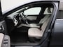 Renault Clio 1.6 E-Tech Hybrid Initiale Paris 140PK | Automaat | Navigatie 9,3'' | Adaptieve Cruise Control | Stoel- en Stuurverwarming | 360 Camera | Volleder Interieur | 17'' Inch Velgen | Apple CarPlay & Android Auto