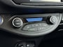 Toyota Yaris 1.5 Hybrid 100Pk Bi-Tone | Airco | Achteruitrijcamera | Armsteun | Climate Control | LED Dagrijverlichting