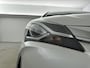 Toyota Yaris 1.5 Hybrid 100Pk Bi-Tone | Airco | Achteruitrijcamera | Armsteun | Climate Control | LED Dagrijverlichting