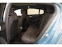 Volvo C40 Recharge 82 kWh Extended Range Plus [ Panorama Comfortstoelen Navi Camera Apple/Android ]
