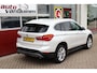 BMW X1 sDrive20i Centennial High Executive O.a: Haak, PDC, Leder, Stoelverw, HUD, Clima, Navi, Etc. All-in prijs!