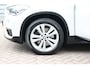 BMW X1 sDrive20i Centennial High Executive O.a: Haak, PDC, Leder, Stoelverw, HUD, Clima, Navi, Etc. All-in prijs!