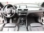 BMW X1 sDrive20i Centennial High Executive O.a: Haak, PDC, Leder, Stoelverw, HUD, Clima, Navi, Etc. All-in prijs!