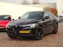 Alfa Romeo Stelvio 2.0 T AWD 280PK | Raggazzon | Zeer Netjes! | Leer | All-Black | Ti-Difusser.