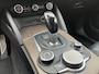 Alfa Romeo Stelvio 2.0 T AWD 280PK | Raggazzon | Zeer Netjes! | Leer | All-Black | Ti-Difusser.