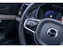 Volvo XC90 2.0 T8 Plug-in hybrid AWD Ultra Dark | PHEV | Luchtvering | Head-up Display | 360 Graden Camera | Harman Kardon Audio | Panoramadak | Keyless Entry | BLIS | Cruise Control Adaptief