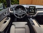 Volvo XC60 2.0 T6 Plug-in hybrid AWD Ultra Dark | Luchtvering | Pano | HUD | Memory | Harman/Kardon
