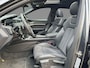 Audi E-tron 55 Quattro 408pk 95 kWh S Edition · SOH 91,7% · Panoramadak · Camera · Luchtvering · Afneembare Trekhaak · Apple/Android Car Play · Sfeerverlichting · ACC ·