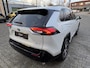 Toyota RAV4 2.5 PLUG-IN HYBRID 300 AWD DYNAMIC NIEUW & DIRECT LEVERBAAR!! NAVI KEYLESS 1500KG TREKGEWICHT STOELVERW LED EL-STOEL