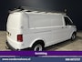 Volkswagen Transporter 2.0 TDI L2H1 Inrichting Euro6 Airco | Omvormer | Imperiaal | Camera | Trekhaak | Apple Carplay Android Auto, Cruisecontrol, Parkeersensoren