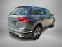 Volkswagen Tiguan 1.4 TSI eHybrid 245pk DSG Life Business · Camera · Inklap. Trekhaak · Stuur- & Stoelverwarming · Dodehoeksensor · Elek. Achterklep · Alarmklasse 3 ·
