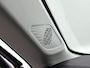 Citroën E-C4 EV Feel Pack 50 kWh 136pk | Navigatie | Achteruitrijcamera | Climate Control | Cruise Control | Parkeersensoren | Head-up display | Keyless | Led koplampen | Stoelverwarming | Apple Carplay / Android Auto | Bluetooth | DAB+ radio | Armsteun | Elektrisch inklapbare spiegels | Adaptief demping systeem | Comfortstoelen Leder/Stof | 18" lichtmetalen velgen |