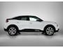 Citroën E-C4 EV Feel Pack 50 kWh 136pk | Navigatie | Achteruitrijcamera | Climate Control | Cruise Control | Parkeersensoren | Head-up display | Keyless | Led koplampen | Stoelverwarming | Apple Carplay / Android Auto | Bluetooth | DAB+ radio | Armsteun | Elektrisch inklapbare spiegels | Adaptief demping systeem | Comfortstoelen Leder/Stof | 18" lichtmetalen velgen |