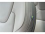 Volvo XC90 T8 Automaat AWD Ultra Dark | Bowers & Wilkins | Luchtvering | Panoramadak | Rondom zichtcamera | 22" Lichtmetalen velgen | Verwarmbare voorstoelen | Verwarmbaar stuurwiel | Massagefunctie voorstoelen | Ventileerbare voorstoelen | Verwarmbare achterbank