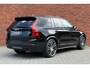 Volvo XC90 T8 Automaat AWD Ultra Dark | Bowers & Wilkins | Luchtvering | Panoramadak | Rondom zichtcamera | 22" Lichtmetalen velgen | Verwarmbare voorstoelen | Verwarmbaar stuurwiel | Massagefunctie voorstoelen | Ventileerbare voorstoelen | Verwarmbare achterbank