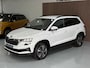 Skoda Karoq 1.5 TSI ACT Business DSG Automaat / Navigatie full map / Camera / Cruise control / Keyless