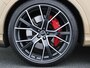 Audi Q7 60 TFSI e quattro Pro Line S Competition 490 PK l Adaptive cruise control + emergency ass. l Luchtvering l Glazen panoramadak l Vierwielbesturing l 360 graden camera l Head-up display l Elektrisch verstelbaar stuur l HD-matrix met laser l Elektr. verstelbare stoelen met geheugen l Elektrisch sluithulp portieren l Alarm Klasse III l Trekhaak