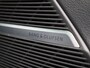 Audi Q7 60 TFSI e quattro Pro Line S Competition 490 PK l Adaptive cruise control + emergency ass. l Luchtvering l Glazen panoramadak l Vierwielbesturing l 360 graden camera l Head-up display l Elektrisch verstelbaar stuur l HD-matrix met laser l Elektr. verstelbare stoelen met geheugen l Elektrisch sluithulp portieren l Alarm Klasse III l Trekhaak