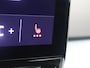 Volkswagen ID.5 Pro Advantage 77 kWh | SoH 91% | Achteruitrijcamera | Adaptieve cruise control | Parkeerassistent | 3-zone airco | Keyless | CarPlay | Navigatie | Stoel- en stuurwielverwarming |