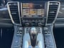 Porsche Panamera 4.8 GTS 441PK 2014 Facelift Wit Carbon Schuifdak