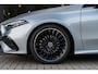 Mercedes-Benz A-klasse 180 Business Solution AMG | Panoramaschuifdak | Premium Plus | Head-Up | MULTIBEAM LED |  Dodehoekassistent | 19 inch AMG-velgen |