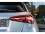 Mercedes-Benz A-klasse 180 Business Solution AMG | Panoramaschuifdak | Premium Plus | Head-Up | MULTIBEAM LED |  Dodehoekassistent | 19 inch AMG-velgen |