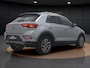 Volkswagen T-Roc 1.5 TSI Style | Trekhaak | Stoelverwarming | Carplay | 17" |