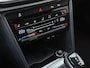 Volkswagen T-Roc 1.5 TSI Style | Trekhaak | Stoelverwarming | Carplay | 17" |