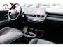 Hyundai Ioniq 5 Lounge 73kWh Solar Roof | SOH 90,6% | Elektrisch verstelb. bestuurdersstoel met geheugen | Rondomzicht camera | Warmtepomp