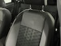 Volkswagen Polo 1.0 TSI R-Line 95 PK DSG Automaat | Panorama/schuif/kantel dak |  17 " lichtmetalen velgen | Digitaal dashboard | Matrix koplampen | Parkeer camera | Adaptieve cruise control | Climate controle | Stoelverwarming |