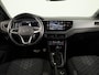 Volkswagen Polo 1.0 TSI R-Line 95 PK DSG Automaat | Panorama/schuif/kantel dak |  17 " lichtmetalen velgen | Digitaal dashboard | Matrix koplampen | Parkeer camera | Adaptieve cruise control | Climate controle | Stoelverwarming |