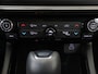 Jeep Compass 4xe 240 Plug-in Hybrid Electric Trailhawk Lederen Bekleding | Elek. Stoelen met Geheugen | Camera | Adaptieve Cruise | LED | 17" Lichtmetaal | Achteruitrijcamera | Airco (automatisch) | Cruise control adaptief met Stop&Go en stuurhulp