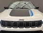 Jeep Compass 4xe 240 Plug-in Hybrid Electric Trailhawk Lederen Bekleding | Elek. Stoelen met Geheugen | Camera | Adaptieve Cruise | LED | 17" Lichtmetaal | Achteruitrijcamera | Airco (automatisch) | Cruise control adaptief met Stop&Go en stuurhulp
