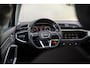 Audi Q3 35 TFSI S Line Pro Line S S-Line | Panoramadak | Stoelverwarming | Camera | Cruise Control | Apple Carplay | Dodehoekdetectie | Navigatie | Parkeersensoren |