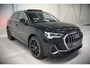 Audi Q3 35 TFSI S Line Pro Line S S-Line | Panoramadak | Stoelverwarming | Camera | Cruise Control | Apple Carplay | Dodehoekdetectie | Navigatie | Parkeersensoren |