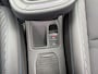 Renault Clio 1.6 E-Tech Full Hybrid 145 esprit Alpine | Automaat | Camera | Cruise & Climate Control | 9,3'' Inch Scherm | Full Led | Apple Carplay/Android Auto | Parkeersensoren | Sport Stoelen |