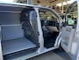 Volkswagen Transporter 2.0 TSI L2H1 Benzine Dubbele Schuifdeur Airco Cruise controle Bpm vrij Trekhaak Klep achter Euro 6 Benzine Ideaal voor ombouw naar Camper !!