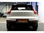 Volvo XC40 1.5 T4 155kW/211pk DCT7 Recharge R-Design PANORAMADAK + ADAPT.CRUISE + PILOT ASSIST + LEER/ALCANTARA + STOELVERWARMING + BI-TONE + BLIS + STUURVERWARMING + LANE ASSIST + ACHTERUITRIJCAMERA + PARKSENSOREN V&A + 20" LM-VELGEN!!