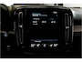 Volvo XC40 1.5 T4 155kW/211pk DCT7 Recharge R-Design PANORAMADAK + ADAPT.CRUISE + PILOT ASSIST + LEER/ALCANTARA + STOELVERWARMING + BI-TONE + BLIS + STUURVERWARMING + LANE ASSIST + ACHTERUITRIJCAMERA + PARKSENSOREN V&A + 20" LM-VELGEN!!