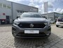 Volkswagen T-Roc 1.5 TSI Sport Business R-Line | Afneembare Trekhaak | Adaptieve Cruisecontrol | Digitaal Dashboard | Dealeronderhouden |