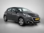 Peugeot 208 Blue Lion 82pk | Navigatie | Parkeersensoren | Airco | Cruise Control | DAB+ radio | Bluetooth | Armsteun | Apple Carplay / Android Auto | Multifunctioneel stuurwiel | 16" lichtmetalen velgen |