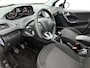 Peugeot 208 Blue Lion 82pk | Navigatie | Parkeersensoren | Airco | Cruise Control | DAB+ radio | Bluetooth | Armsteun | Apple Carplay / Android Auto | Multifunctioneel stuurwiel | 16" lichtmetalen velgen |