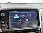 Peugeot 208 Blue Lion 82pk | Navigatie | Parkeersensoren | Airco | Cruise Control | DAB+ radio | Bluetooth | Armsteun | Apple Carplay / Android Auto | Multifunctioneel stuurwiel | 16" lichtmetalen velgen |