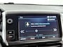 Peugeot 208 Blue Lion 82pk | Navigatie | Parkeersensoren | Airco | Cruise Control | DAB+ radio | Bluetooth | Armsteun | Apple Carplay / Android Auto | Multifunctioneel stuurwiel | 16" lichtmetalen velgen |