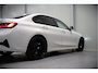 BMW 3-Serie 330e eDrive Edition High Executive | Stoelverwarming | Navigatie | Apple Carplay | Parkeersensoren | Keyless | Cruise Control | LED | Leer | Trekhaak | Climate Control | SOH 89%